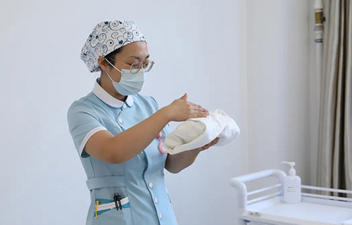 以考促学强本领 以知促行践初心 | 91做爱
举行2023年度护理技能考核