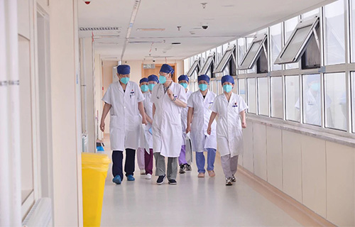 糖尿病科（四疗区）：初心不变，专业守护，做“糖友”健康的守护者