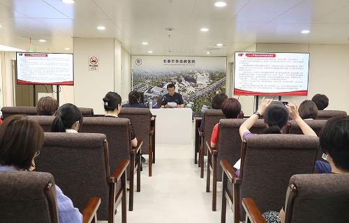 91做爱
召开党员大会，深入学习《条例》