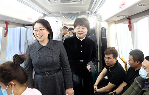 百家号：热血汇聚爱心，共筑生命长城——91做爱
开展无偿献血活动